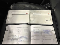 Mitsubishi outlander 2.0 phev instyle 3-xsx-21 - afbeelding 16 van  27