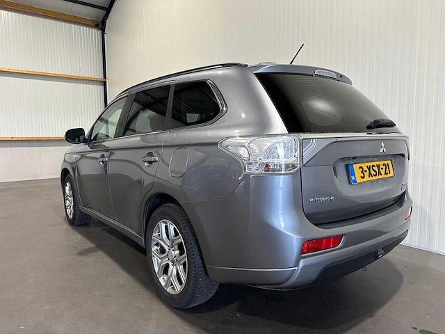 Mitsubishi outlander 2.0 phev instyle 3-xsx-21 - afbeelding 21 van  27