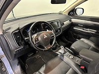 Mitsubishi outlander 2.0 phev instyle 3-xsx-21 - afbeelding 27 van  27