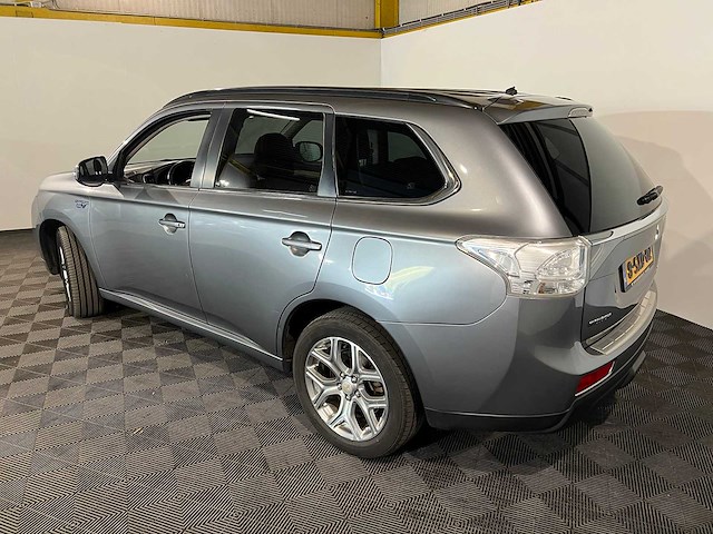 Mitsubishi outlander 2.0 phev instyle, 8-sxd-02 - afbeelding 7 van  18