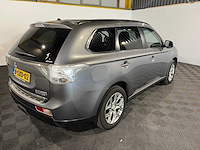 Mitsubishi outlander 2.0 phev instyle, 8-sxd-02 - afbeelding 9 van  12