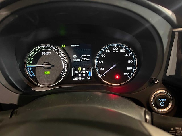 Mitsubishi outlander 2.0 phev instyle, 8-sxd-02 - afbeelding 1 van  9