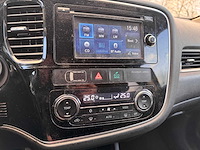 Mitsubishi outlander 2.0 phev instyle automaat, 5-spb-32 - afbeelding 3 van  15