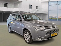 Mitsubishi outlander 2.0 phev instyle+ automaat, 5-trv-17 - afbeelding 4 van  10