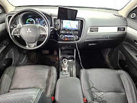 Mitsubishi outlander 2.0 phev instyle+ automaat, 5-trv-17 - afbeelding 8 van  10