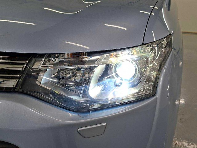 Mitsubishi outlander 2.0 phev instyle automaat, 9-svd-48 - afbeelding 8 van  12
