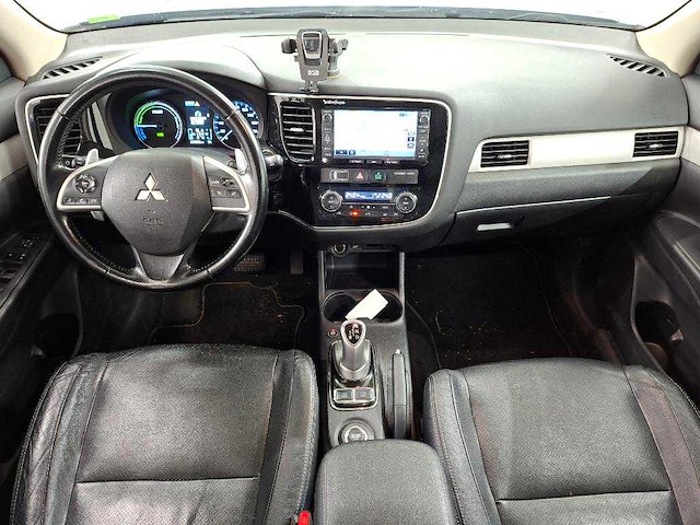 Mitsubishi outlander 2.0 phev instyle automaat, 9-svd-48 - afbeelding 11 van  12