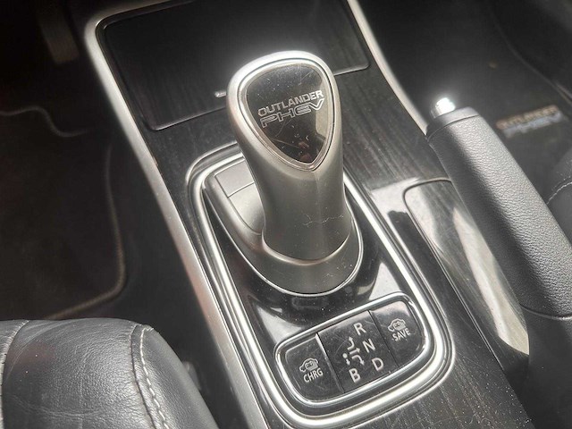 Mitsubishi outlander 2.0 phev instyle automaat, ks-230-n - afbeelding 8 van  21