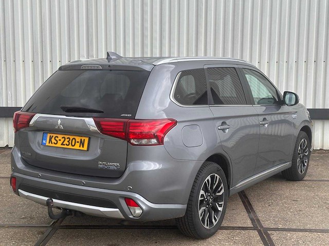 Mitsubishi outlander 2.0 phev instyle automaat, ks-230-n - afbeelding 16 van  21