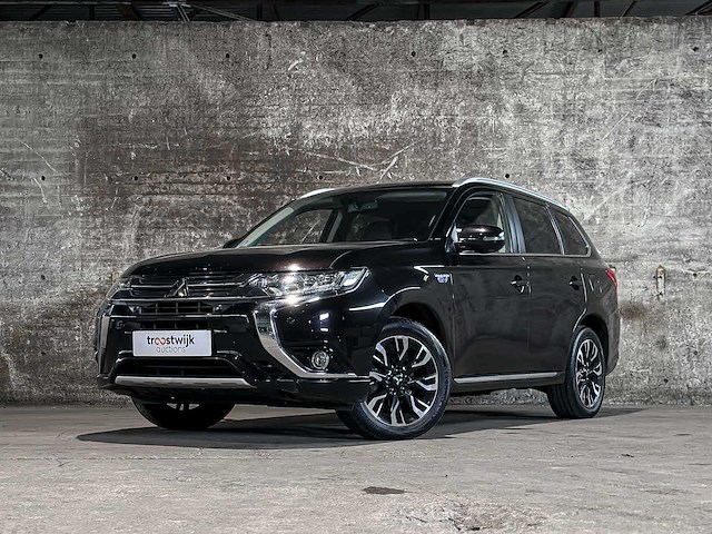 Mitsubishi outlander 2.0 phev instyle cwo ggp21 203pk 2015 (origineel-nl) plug-in hybrid, hg-301-z - afbeelding 1 van  10