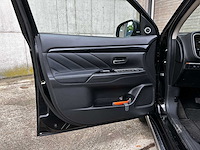 Mitsubishi outlander 2.0 phev instyle cwo ggp21 203pk 2015 (origineel-nl) plug-in hybrid, hg-301-z - afbeelding 22 van  43