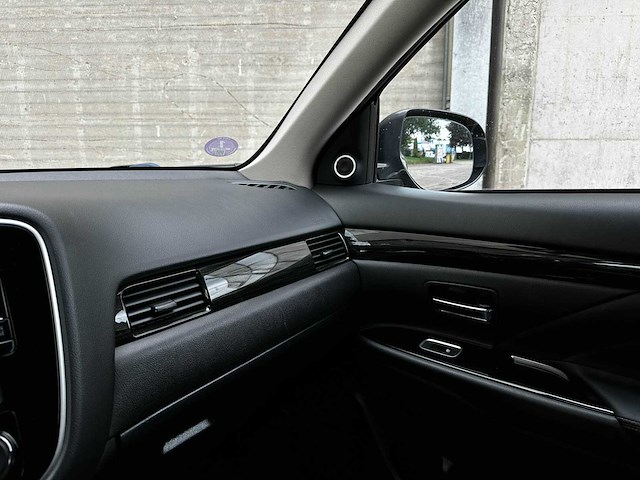 Mitsubishi outlander 2.0 phev instyle cwo ggp21 203pk 2015 (origineel-nl) plug-in hybrid, hg-301-z - afbeelding 6 van  10