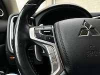 Mitsubishi outlander 2.0 phev instyle cwo ggp21 203pk 2015 (origineel-nl) plug-in hybrid, hg-301-z - afbeelding 32 van  43