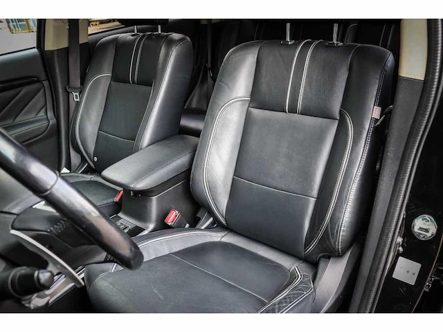 Mitsubishi outlander 2.0 phev prestige+ * p-661-bs - afbeelding 5 van  20