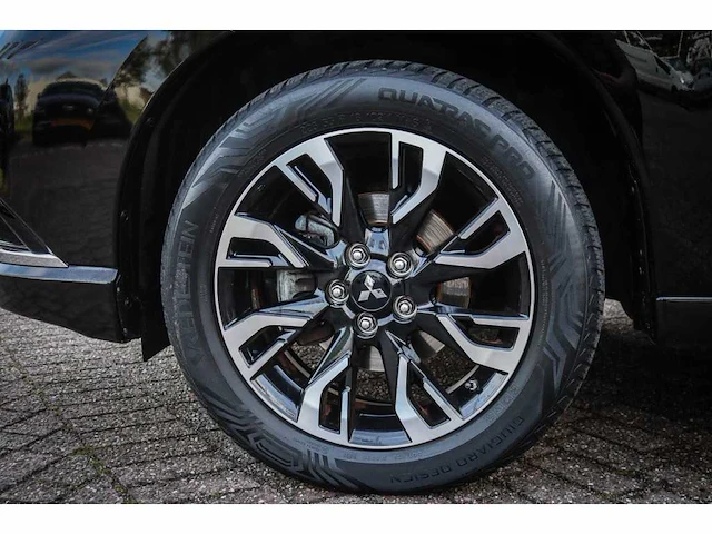 Mitsubishi outlander 2.0 phev prestige+ * p-661-bs - afbeelding 8 van  20