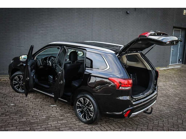 Mitsubishi outlander 2.0 phev prestige+ * p-661-bs - afbeelding 9 van  20