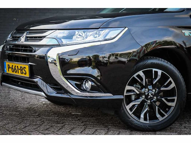 Mitsubishi outlander 2.0 phev prestige+ * p-661-bs - afbeelding 11 van  20