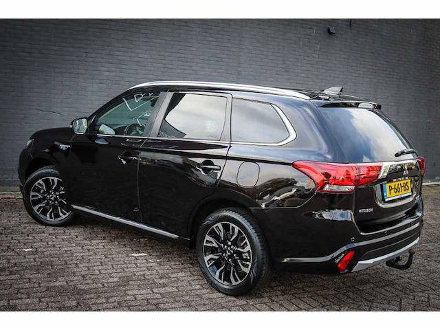Mitsubishi outlander 2.0 phev prestige+ * p-661-bs - afbeelding 14 van  20