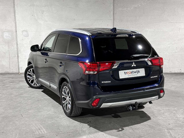 Mitsubishi outlander 2.2 di-d instyle 4wd 150pk 2017, v-802-jz - afbeelding 15 van  29