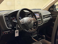 Mitsubishi outlander 2.2 di-d instyle 4wd 150pk 2017, v-802-jz - afbeelding 17 van  29