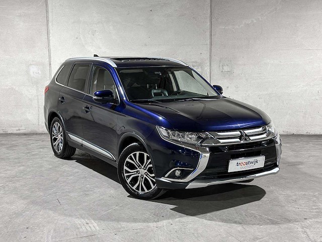 Mitsubishi outlander 2.2 di-d instyle 4wd 150pk 2017, v-802-jz - afbeelding 8 van  29