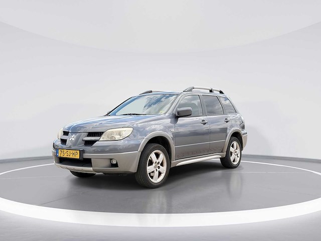 Mitsubishi outlander 2.4 intense 4wd | 75-sj-hp i - afbeelding 12 van  25