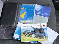 Mitsubishi outlander 2.4 intense 4wd | 75-sj-hp i - afbeelding 18 van  25