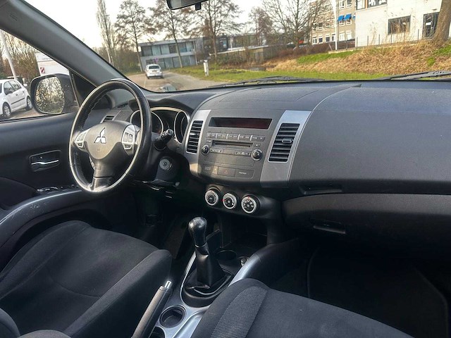 Mitsubishi outlander 2.4 intro edition, 41-zn-fz - afbeelding 10 van  11
