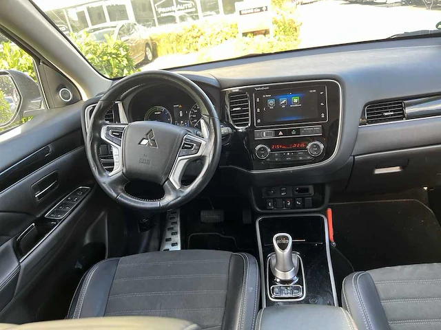 Mitsubishi outlander 2.4 phev instyle+ | zn-585-g - afbeelding 39 van  43