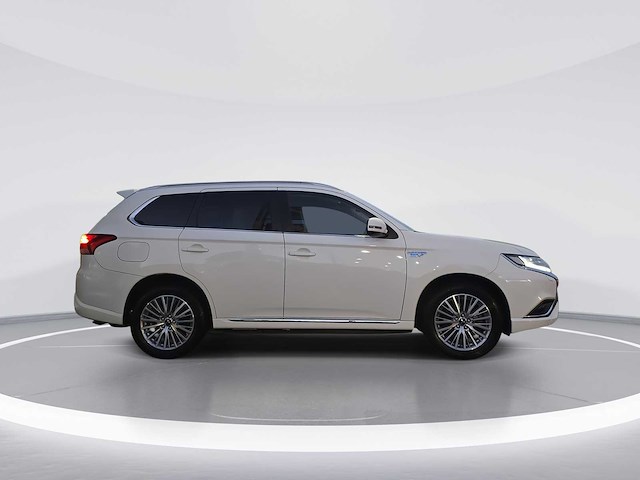 Mitsubishi outlander 2.4 phev intense+ 2020 | s-224-nr - afbeelding 6 van  30