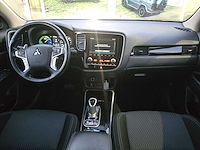 Mitsubishi outlander 2.4 phev intense+ 2020 | s-224-nr - afbeelding 21 van  30