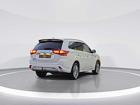 Mitsubishi outlander 2.4 phev intense+ 2020 | s-224-nr - afbeelding 12 van  30