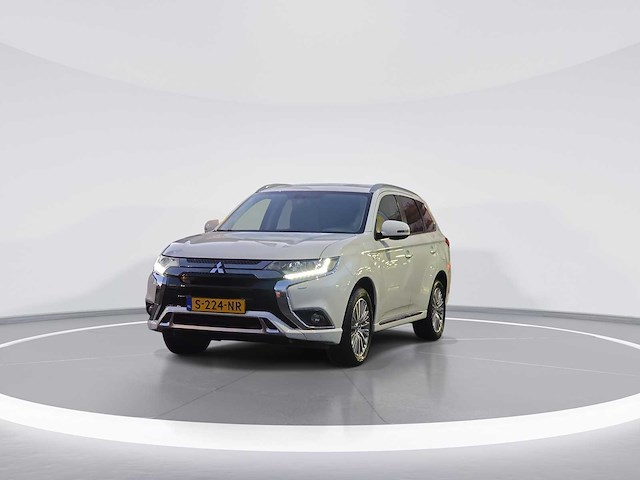 Mitsubishi outlander 2.4 phev intense+ 2020 | s-224-nr - afbeelding 26 van  30