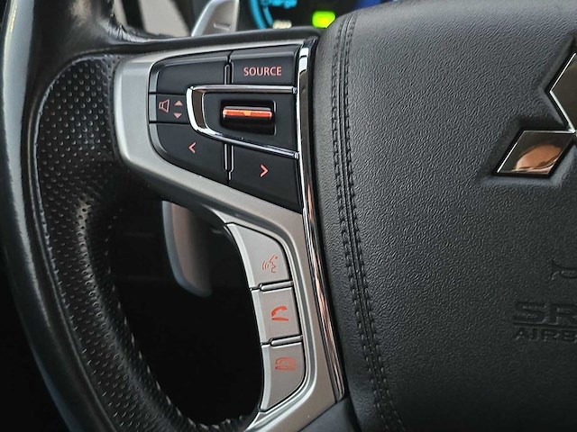 Mitsubishi outlander 2.4 phev intense+ 2020 | s-224-nr - afbeelding 9 van  30