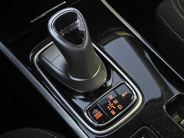 Mitsubishi outlander 2.4 phev intense+ 2020 | s-224-nr - afbeelding 17 van  30
