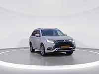 Mitsubishi outlander 2.4 phev intense+ 2020 | s-224-nr - afbeelding 23 van  30