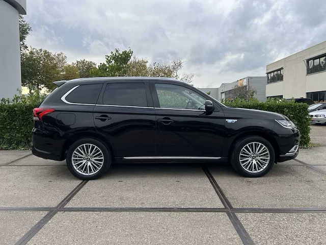 Mitsubishi outlander 2.4 phev intense | n-155-dv - afbeelding 7 van  40