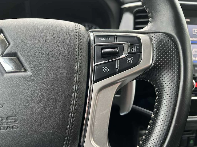 Mitsubishi outlander 2.4 phev intense | n-155-dv - afbeelding 23 van  40