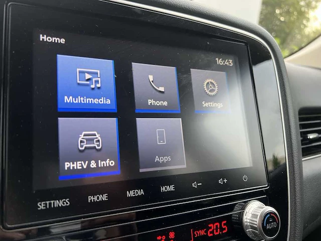 Mitsubishi outlander 2.4 phev intense | n-155-dv - afbeelding 26 van  40