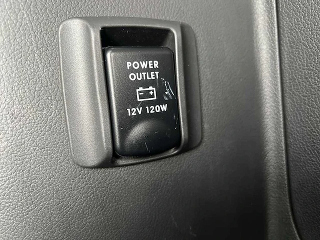 Mitsubishi outlander 2.4 phev intense | n-155-dv - afbeelding 32 van  40