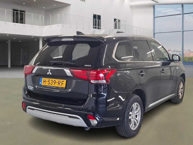 Mitsubishi outlander 2.4 phev pure ; h-539-rf - afbeelding 1 van  16