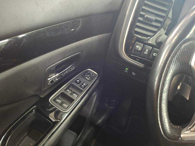 Mitsubishi outlander 2.4 phev pure ; h-539-rf - afbeelding 14 van  16