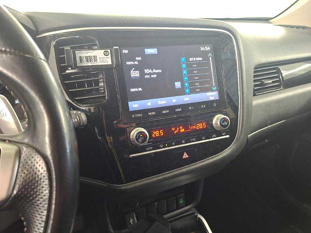 Mitsubishi outlander 2.4 phev pure ; h-539-rf - afbeelding 16 van  16