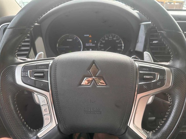 Mitsubishi outlander 2.4 phev pure ; h-539-rf - afbeelding 17 van  17