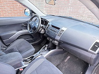 Mitsubishi outlander 3.0 v6 4wd | 2-ztx-62 i - afbeelding 25 van  32