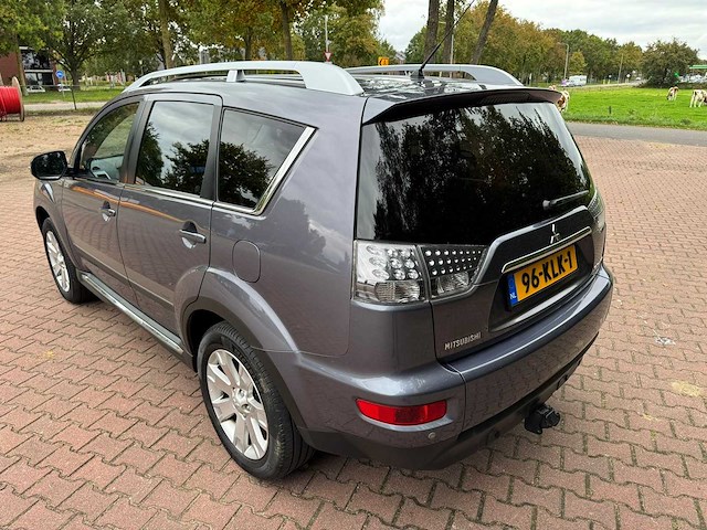 Mitsubishi outlander 4x4 lpg g3 2.4 intense+ 96-klk-1 - afbeelding 23 van  30