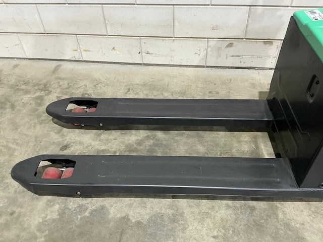 Mitsubishi pwl15 elektrische palletwagen - afbeelding 10 van  14