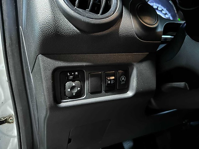 Mitsubishi space star 1.0 cleartec cool+ 70pk 2019 (origineel-nl), zb-729-k - afbeelding 18 van  46