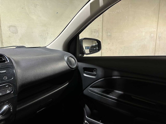 Mitsubishi space star 1.0 cool+ 71pk 2020 (origineel-nl), g-295-zz - afbeelding 19 van  38