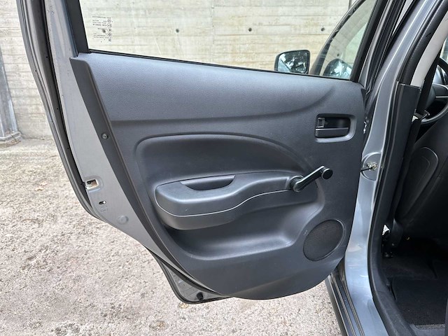 Mitsubishi space star 1.2 cool+ 70pk 2021 (origineel-nl+1e eigenaar), l-469-hs - afbeelding 30 van  53